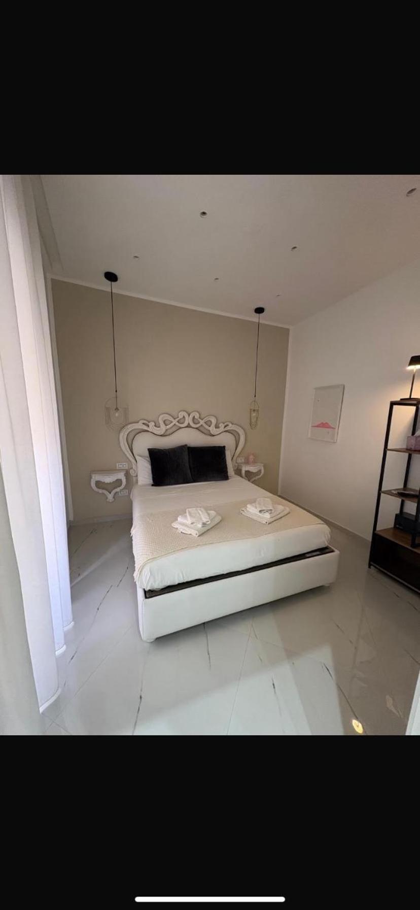 Pe Vic E Vicariell Apartment Naples Exterior photo